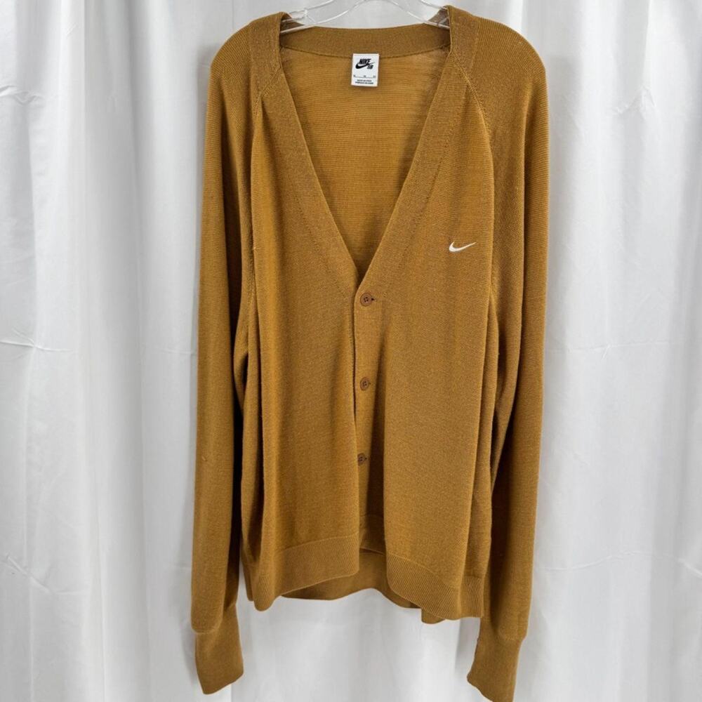 Nike SB Skate Mens Sz XL Tan Cardigan Sweater Wool Blend